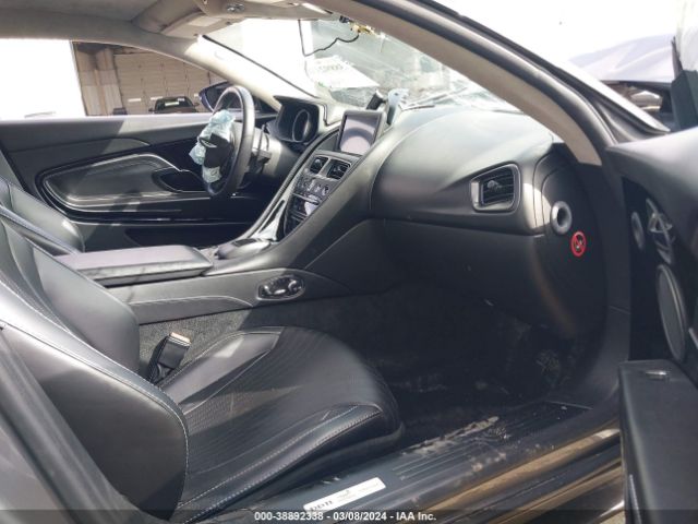 2019 ASTON MARTIN DB11 SCFRMFAW0KGL05379 Photo 4