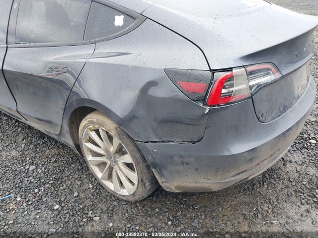 Tesla Model 3 Long Range/performance 2018 5YJ3E1EB5JF091008 Image 19