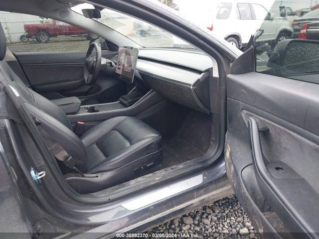 Tesla Model 3 Long Range/performance 2018 5YJ3E1EB5JF091008 Image 5