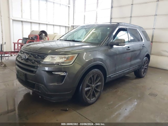 Ford EXPLORER XLT 2018 1FM5K8D86JGB84492 Image 2