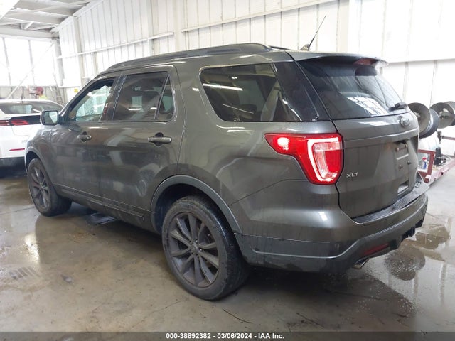 Ford EXPLORER XLT 2018 1FM5K8D86JGB84492 Image 3