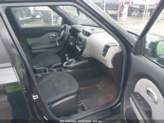 KIA Soul 2014 KNDJN2A20E7058500 Image 5