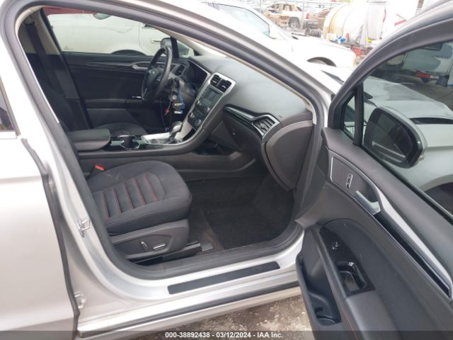 3FA6P0H97FR191133 Ford FUSION SE