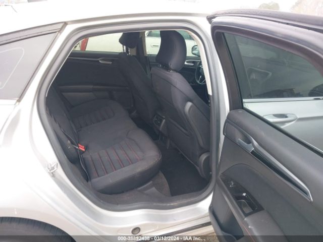 3FA6P0H97FR191133 Ford FUSION SE