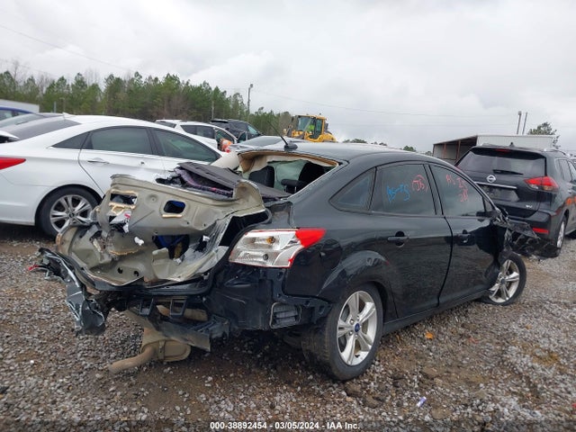 Ford FOCUS SE 2014 1FADP3F22EL190922 Image 4