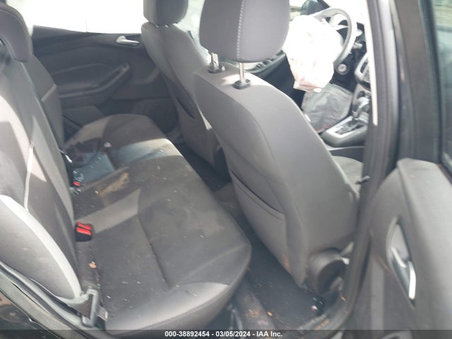 Ford FOCUS SE 2014 1FADP3F22EL190922 Image 8