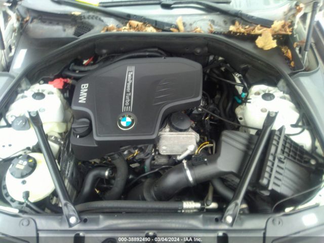 WBA5A7C5XFD626477 BMW 528i Xdrive