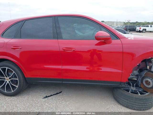 Продаж на аукціоні авто 2024 Porsche Cayenne, vin: WP1AA2AY5RDA02039, номер лоту: 38892492