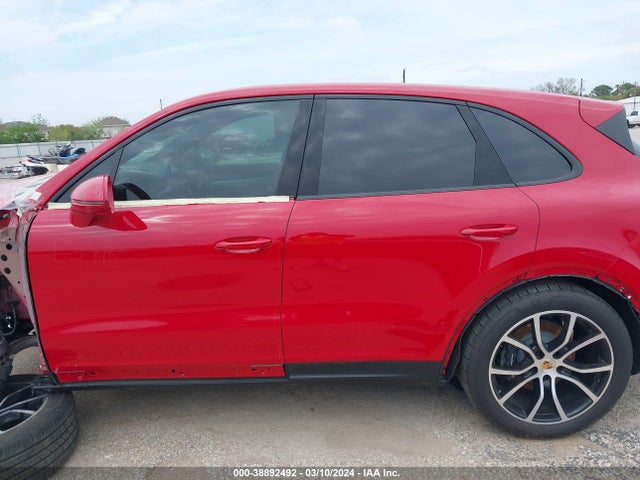 Продаж на аукціоні авто 2024 Porsche Cayenne, vin: WP1AA2AY5RDA02039, номер лоту: 38892492