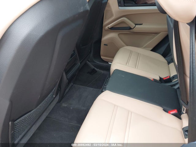 2024 PORSCHE CAYENNE WP1AA2AY5RDA02039 Photo 7