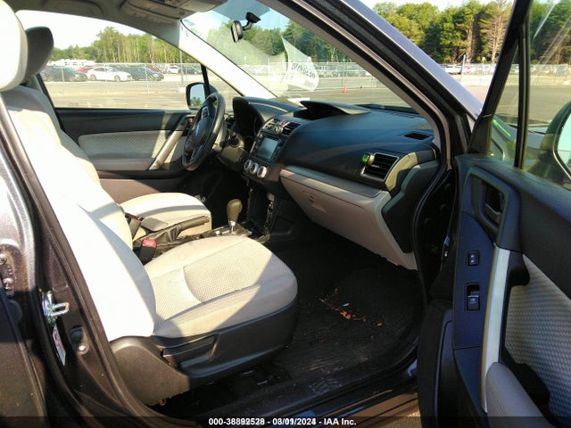 Subaru Forester 2.5i 2018 JF2SJABC9JH524108 Image 5
