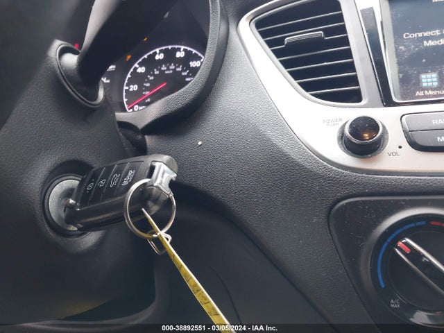 Hyundai Accent Sel 2018 3KPC24A37JE030743 Image 11