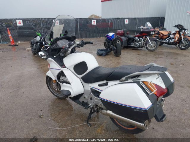 2011 HONDA ST1300 JH2SC5170BK700009 Photo 2