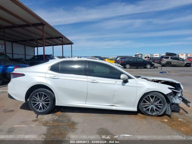 4T1F31AK4NU589069 Toyota Camry Xle Hybrid