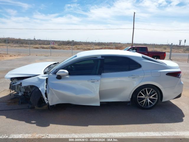 4T1F31AK4NU589069 Toyota Camry Xle Hybrid