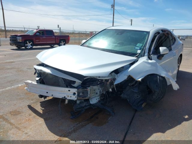 4T1F31AK4NU589069 Toyota Camry Xle Hybrid
