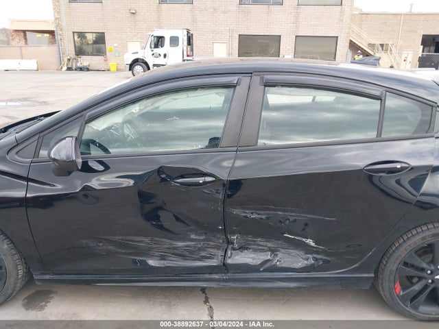 Chevrolet Cruze Lt Auto 2018 3G1BE6SM7JS623227 Image 14