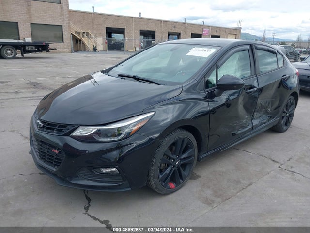 Chevrolet Cruze Lt Auto 2018 3G1BE6SM7JS623227 Image 2
