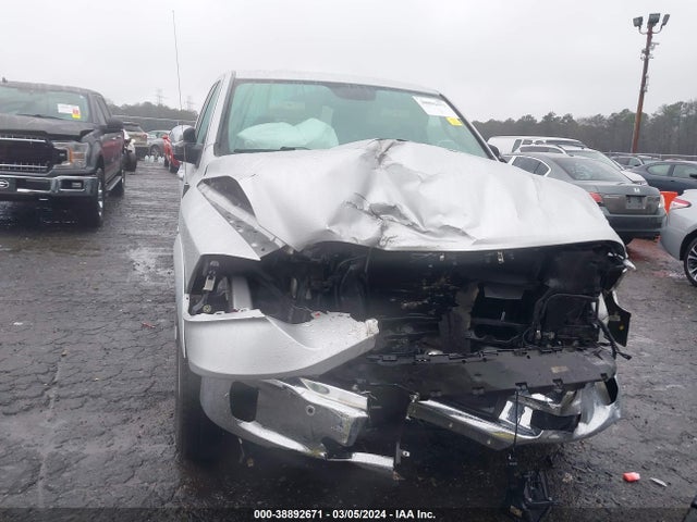 RAM 1500 Laramie  4x2 5'7 Box 2018 1C6RR6NT9JS143674 Image 13