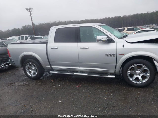 RAM 1500 Laramie  4x2 5'7 Box 2018 1C6RR6NT9JS143674 Image 14