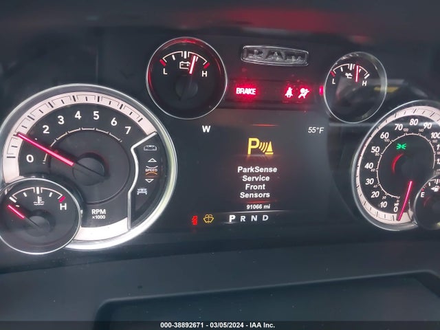 RAM 1500 Laramie  4x2 5'7 Box 2018 1C6RR6NT9JS143674 Image 7