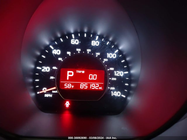 KIA SOUL + 2016 KNDJP3A56G7354425 Image 15