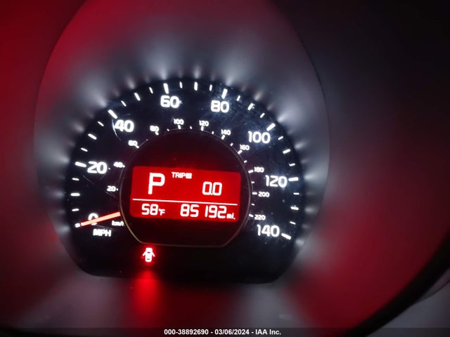 KIA SOUL + 2016 KNDJP3A56G7354425 Image 7