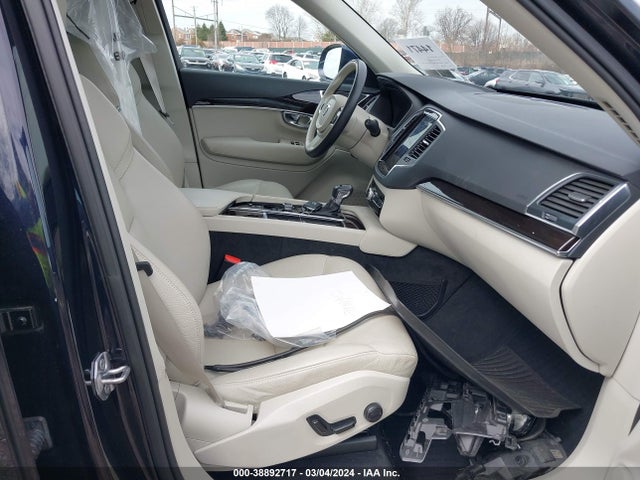 YV4A22PKXK1474033 Volvo Xc90 T6 Momentum