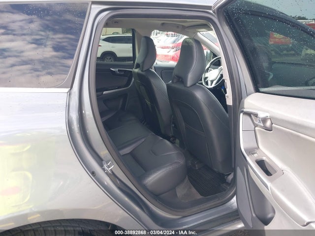 Volvo Xc60 T5 Premier 2016 YV4612RK4G2861068 Image 8