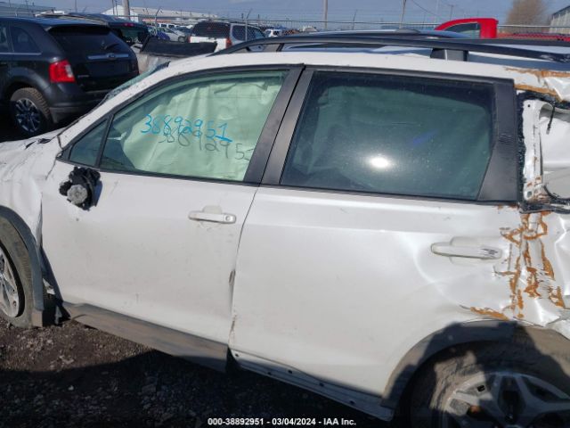 JF2SKADC9NH447319 Subaru Forester Premium