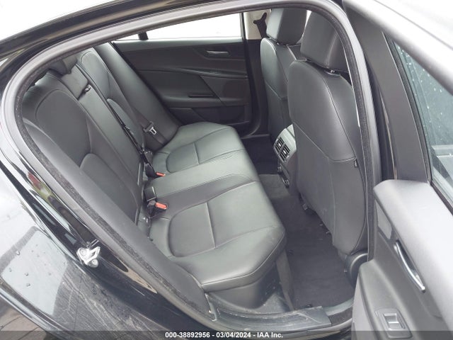 2017 JAGUAR XE SAJAJ4BV5HA954039 Photo 7