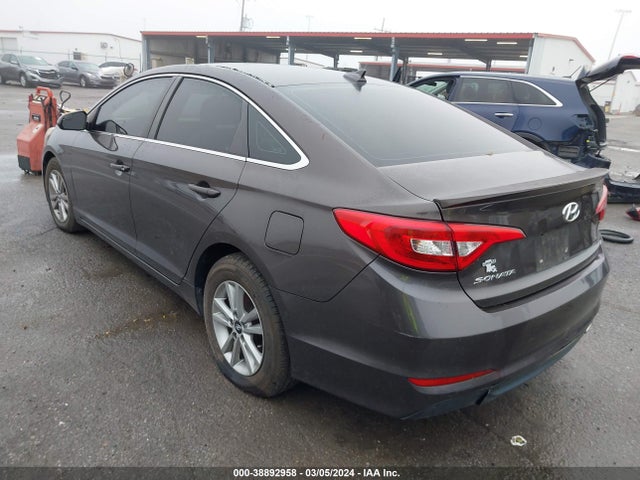 Hyundai SONATA SE 2015 5NPE24AF4FH120468 Image 3