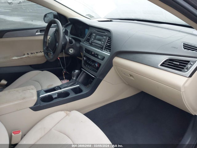 Hyundai SONATA SE 2015 5NPE24AF4FH120468 Image 5