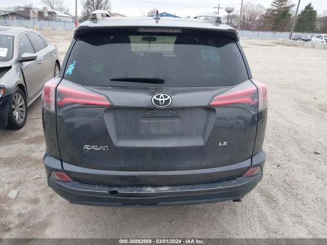 Toyota RAV4 LE 2016 JTMZFREV6GJ092315 Image 16