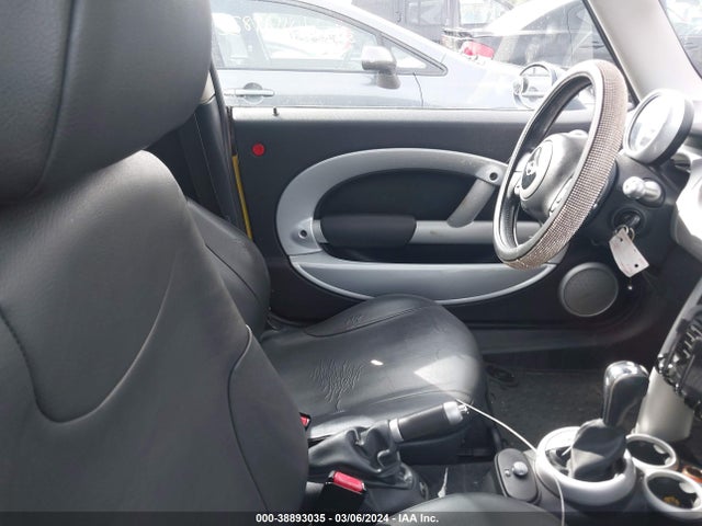 2004 MINI COOPER VIN: WMWRC33454TJ60004