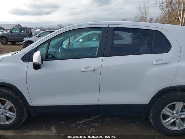 Chevrolet Trax Awd Ls 2021 KL7CJNSM3MB369692 Image 14