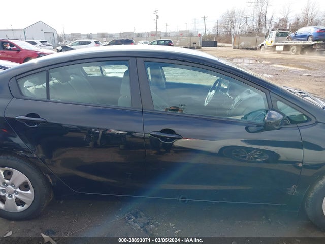 KIA FORTE LX 2016 KNAFK4A69G5539113 Image 14