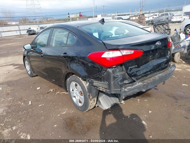 KIA FORTE LX 2016 KNAFK4A69G5539113 Image 3