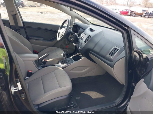 KIA FORTE LX 2016 KNAFK4A69G5539113 Image 5