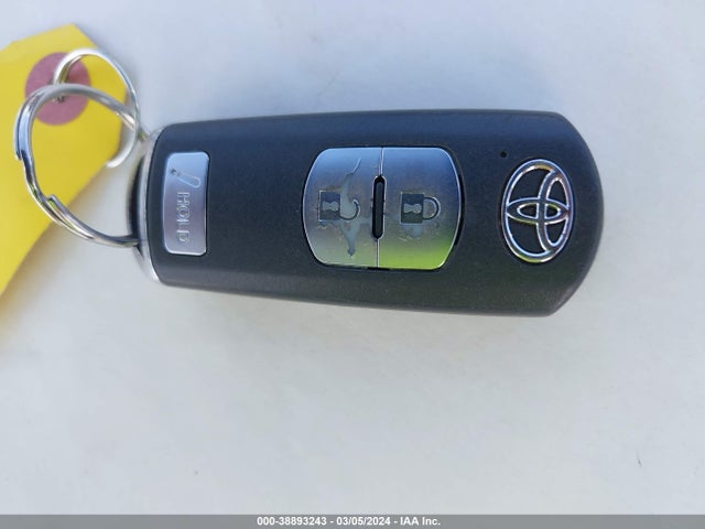 Toyota YARIS LE 2020 3MYDLBJV6LY708196 Image 11
