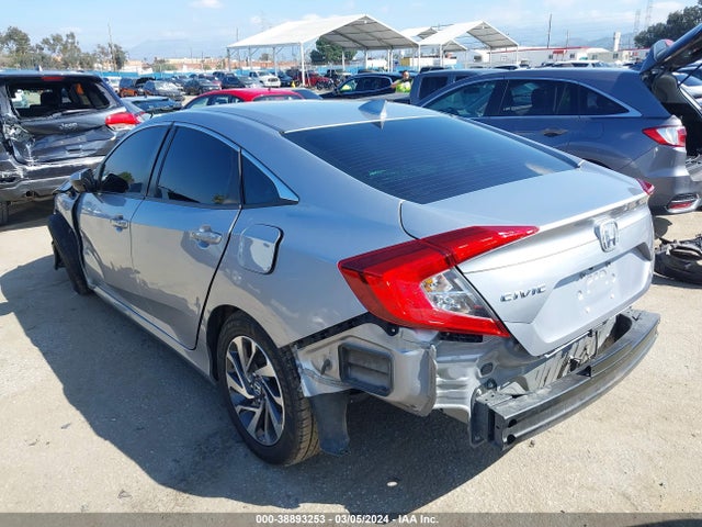 Honda CIVIC EX 2018 2HGFC2F70JH521025 Image 3