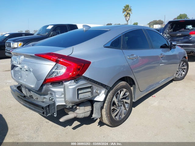 Honda CIVIC EX 2018 2HGFC2F70JH521025 Image 4