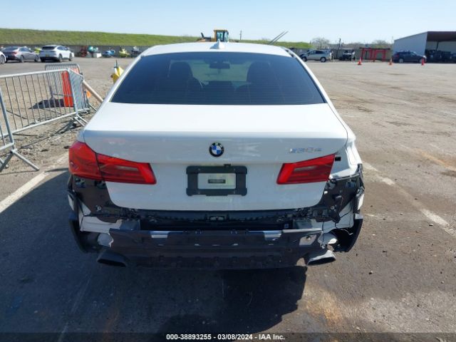 WBAJB1C51JB084621 BMW 530e Xdrive Iperformance