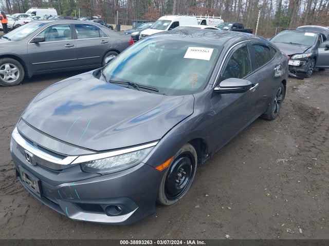 Honda Civic Touring 2016 19XFC1F98GE203216 Image 2