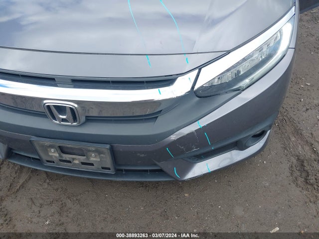 Honda Civic Touring 2016 19XFC1F98GE203216 Image 6