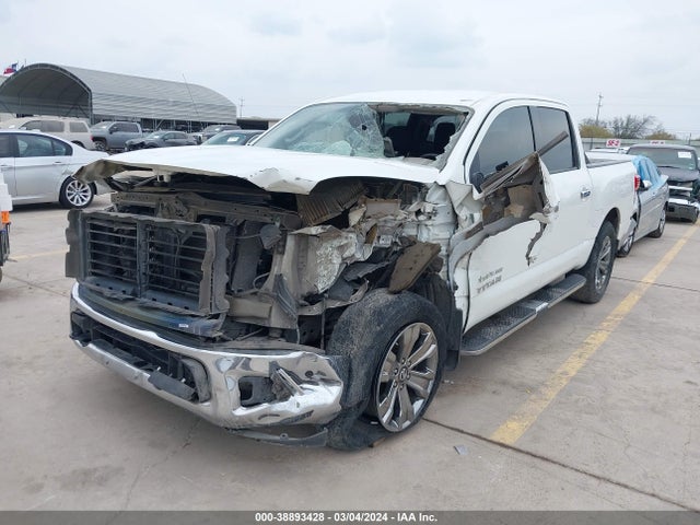 Nissan TITAN SV 2017 1N6AA1E52HN571125 Image 2
