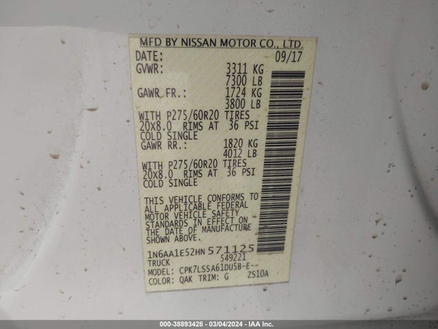 Nissan TITAN SV 2017 1N6AA1E52HN571125 Image 9