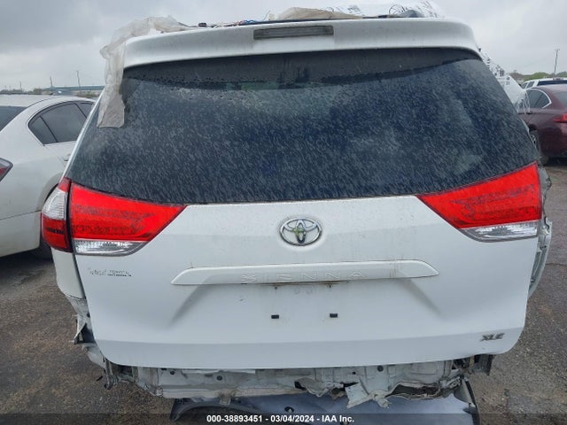 Toyota Sienna Xle 8 Passenger 2017 5TDYZ3DC7HS783972 Image 16