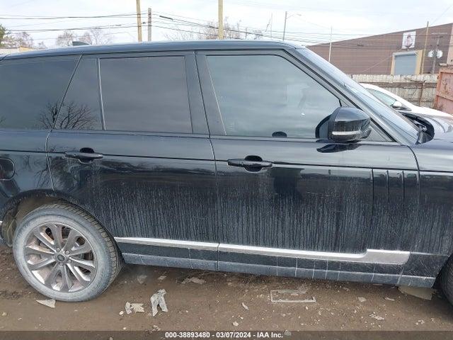 Land Rover Range Rover 3.0l V6 Supercharged 2017 SALGR2FVXHA325322 Image 14