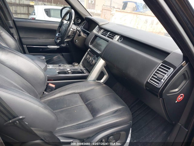 Land Rover Range Rover 3.0l V6 Supercharged 2017 SALGR2FVXHA325322 Image 5